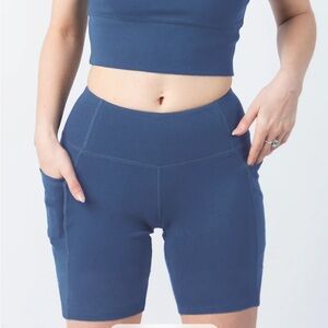PlantTec™ Organic Shorts | Blueberry happy earth L